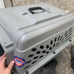 Dog Kennel Carrier