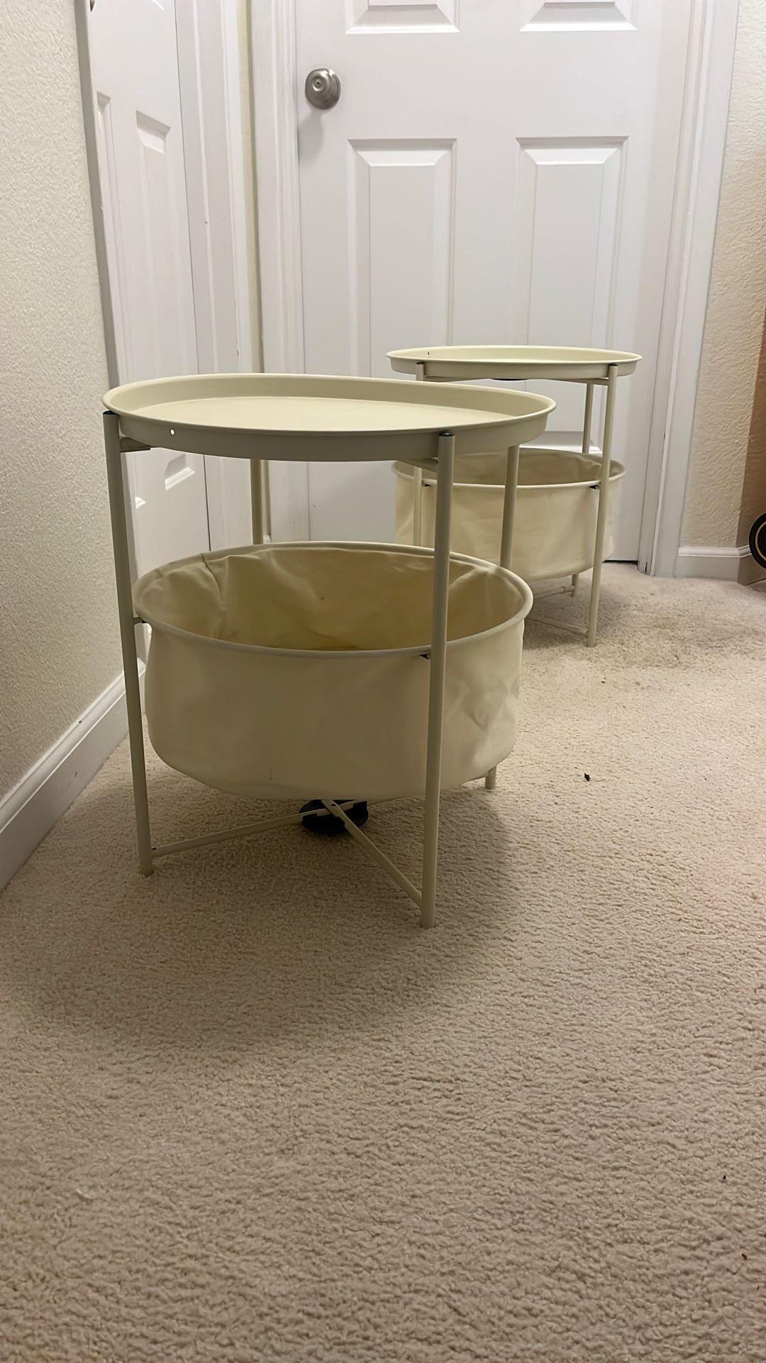 2 Nightstands / End Tables