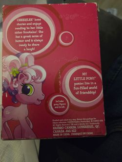 Little pony cheerilee brand new never opened from 2009