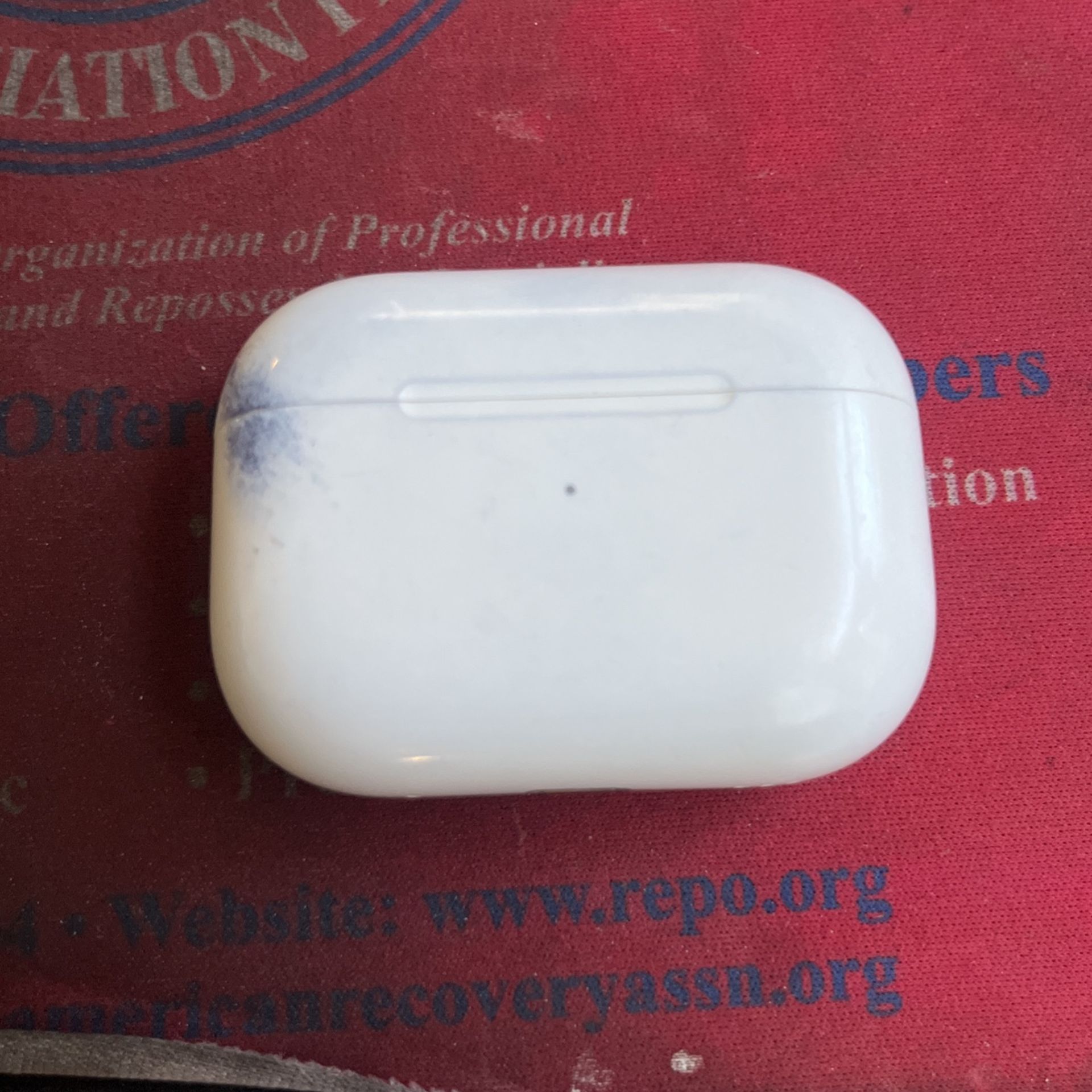 3rd Or 4th Gen AirPods Pro's