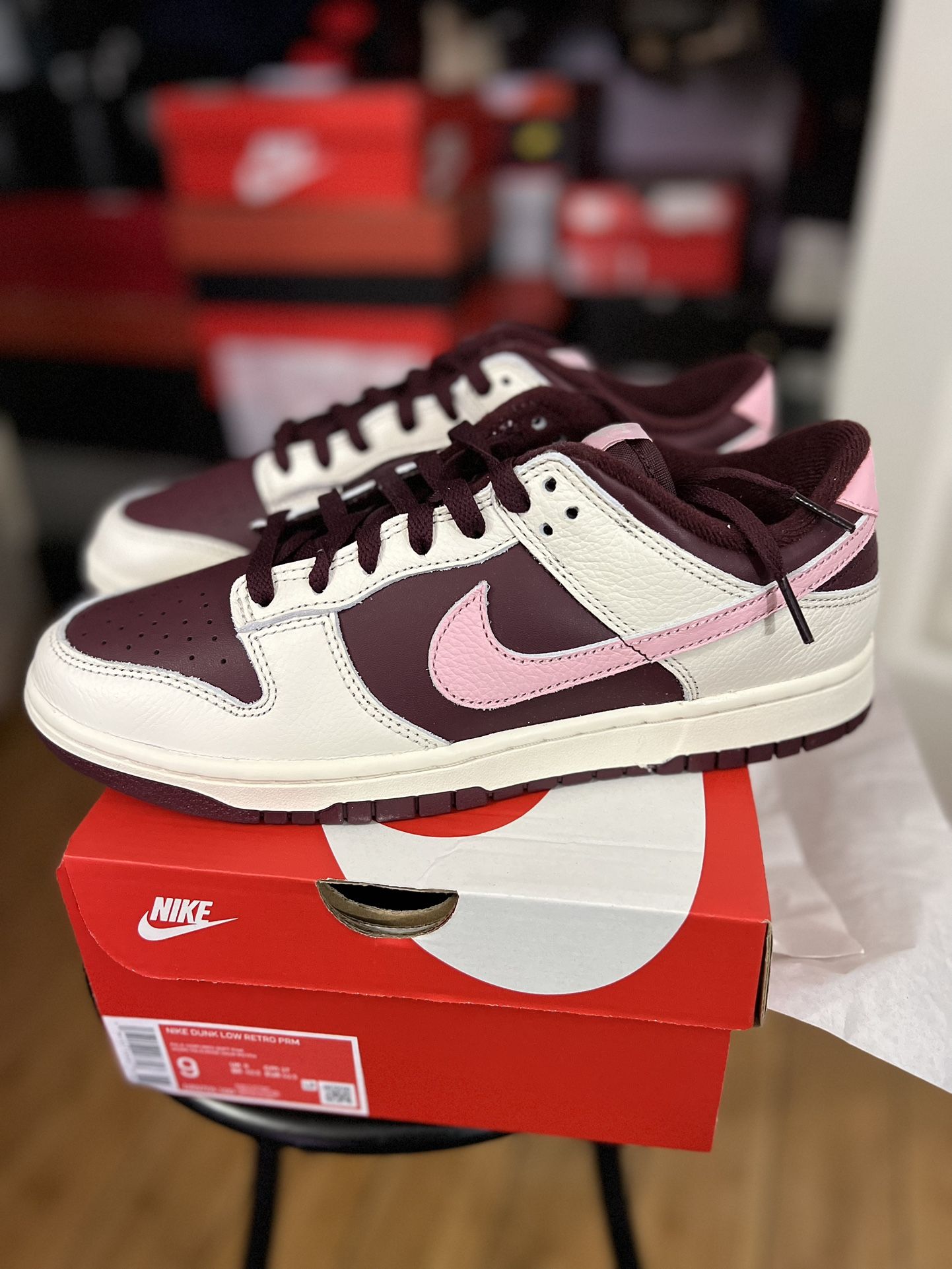 Nike Dunk Night Maroon & Medium Soft Pink SIZE 9
