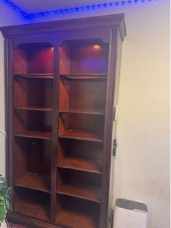 Bookshelf