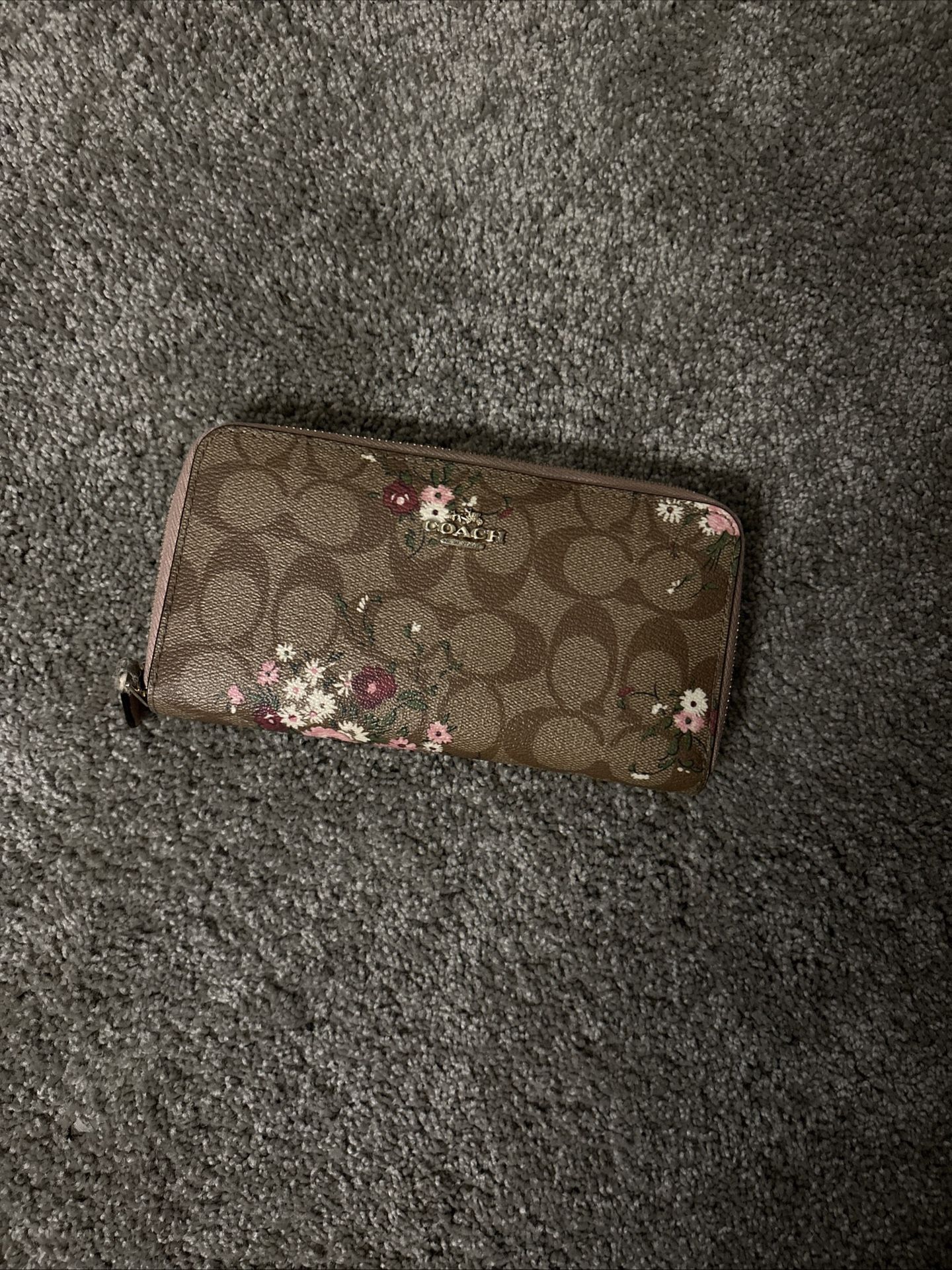 Women’s Coach Wallet