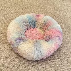 Fluffy Rainbow Pet Bed