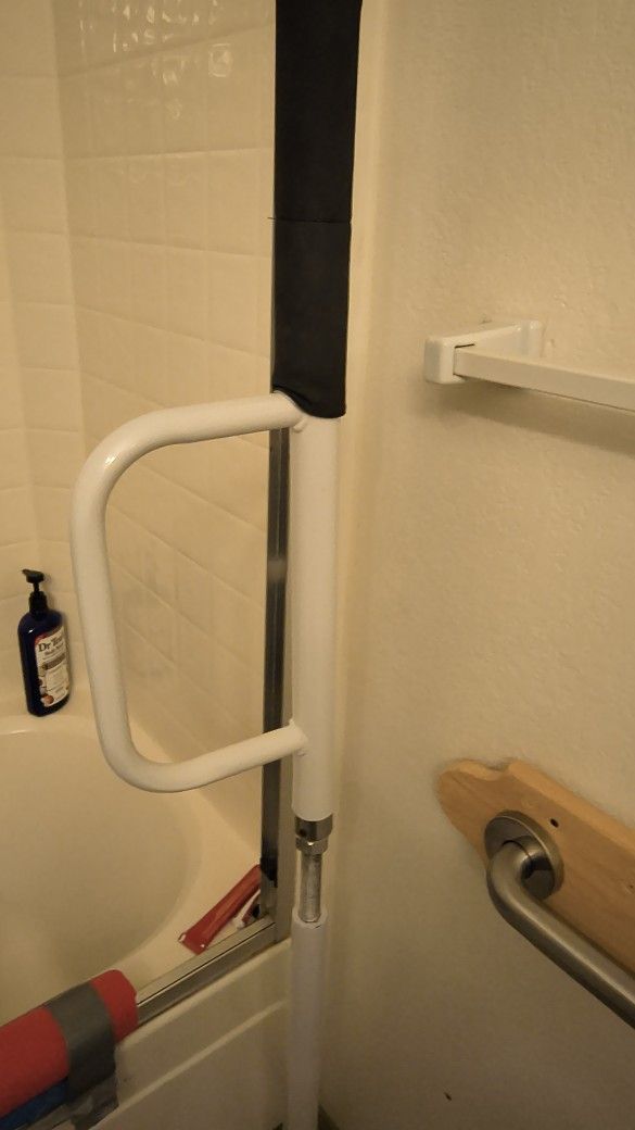 Support Grab Pole