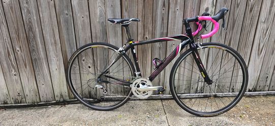 2013 Specialized Ruby Elite Komen Edition Carbon Road Bike 51 CM– Shimano 105