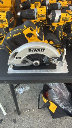 Dewalt skilsaw xr