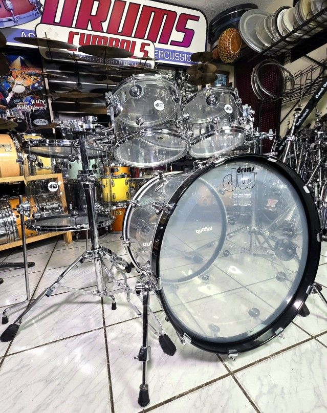 Dw Acrylic Shells Complete Drum Set !! $1900 Or Best Offer !!