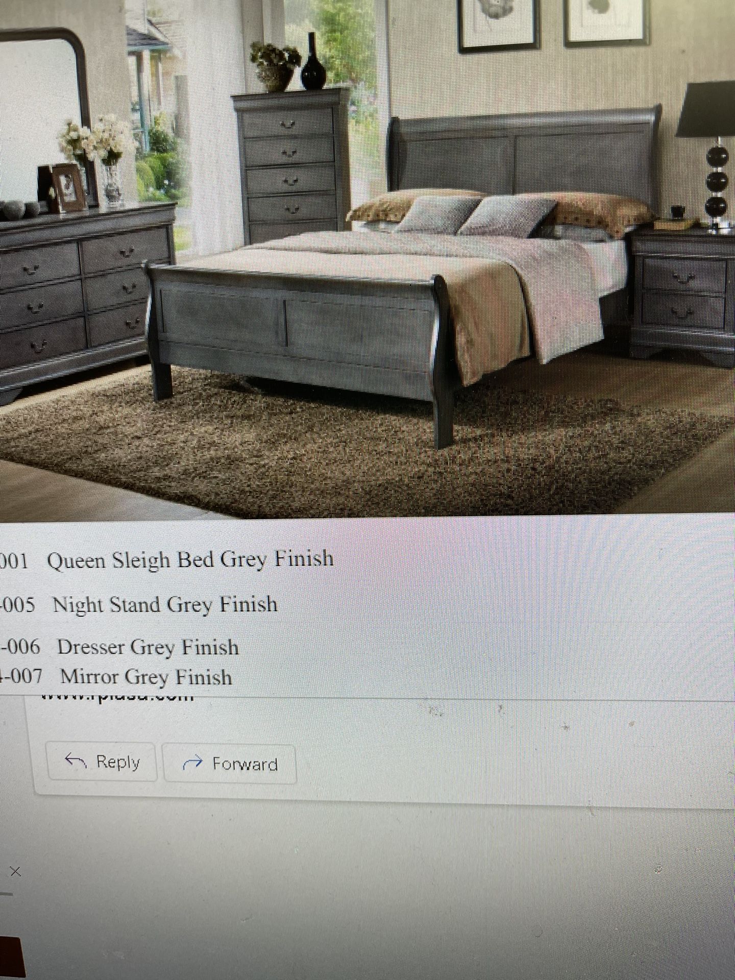 Queen Bed Room Set( Includes Queen Bed Frame, Dresser, Mirror, 1 Night Stand) ON SALE