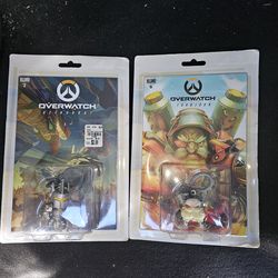 Overwatch comic book and Keychain
