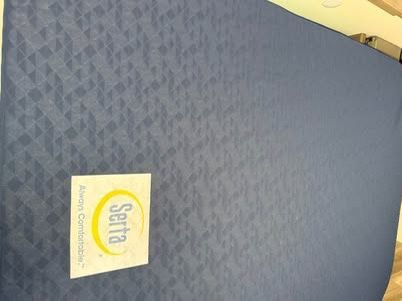 Serta Baylis Mattress (queen)