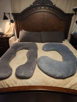 Gray Body Pillows