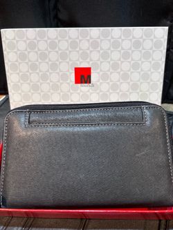 MUNDI Manmade Leather Black Dual Zip Around Wallet Credit Card Slots