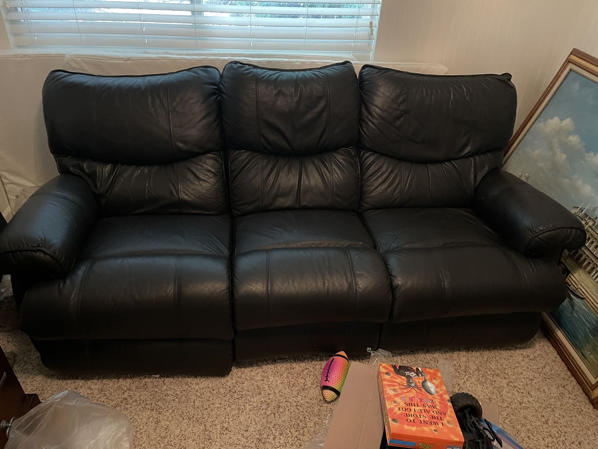 Lazyboy Leather Recliner Sofa 86”