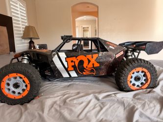 Losi FOX MAXXIS Edition RC Car – High Performance & Ready to Run