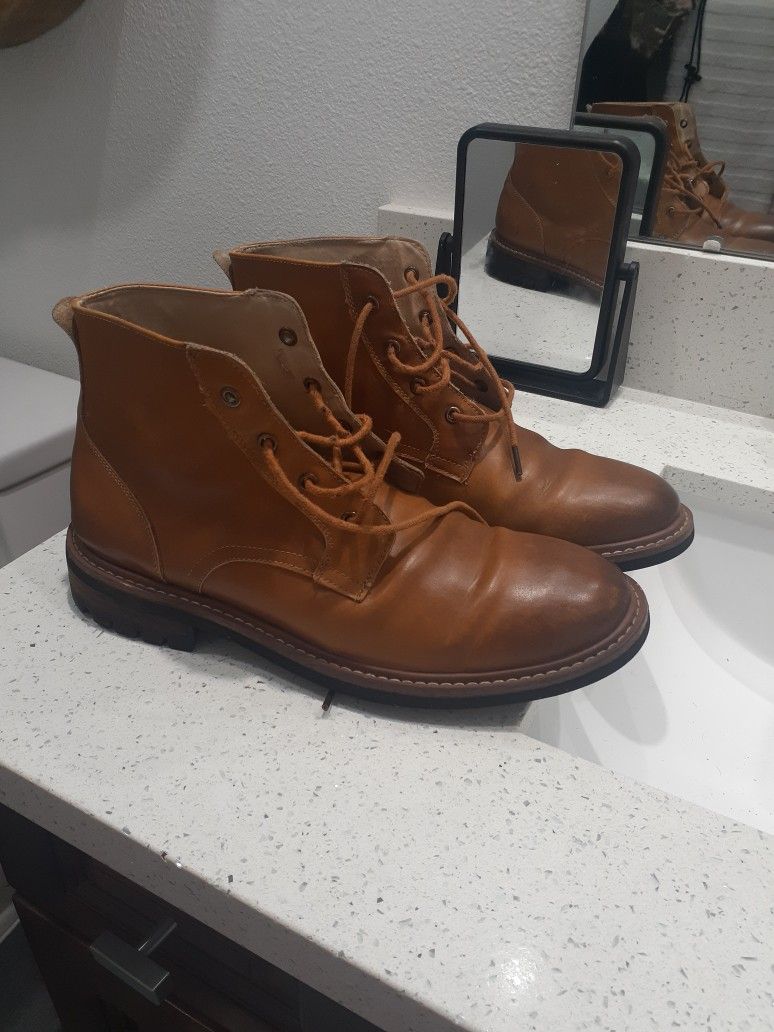 ROBERTO VASI LEATHER BOOTS