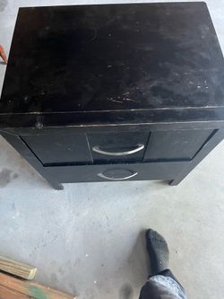 Black 2 drawer night stand