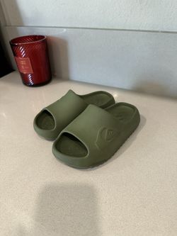 Boys Olive Green Quiksilver Slide Sandals Size 13