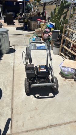 Pressure washer machine. Honda 3400 psi. Trabajando $330 firme