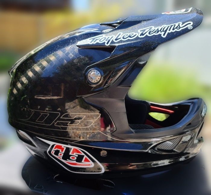 Troy Lee Design  D3 CARBON 