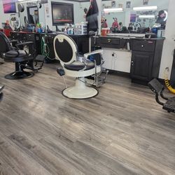 Salon Chair