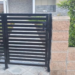 Costomized Gate