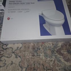 Brondell Swash CL150 Non Electric Bidet Toilet Seat