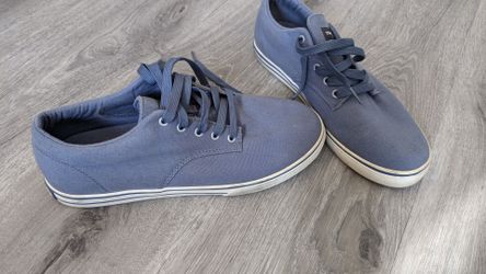 The hundreds shoes johnson low
