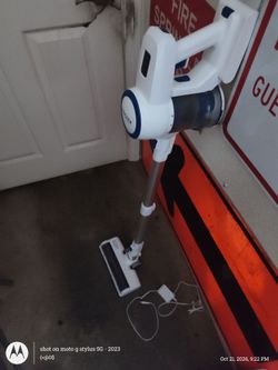 Inse Cordless Stick Vacuum with Charger