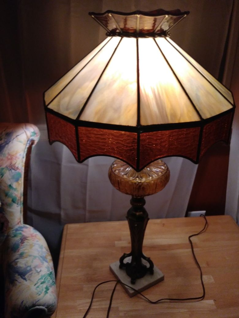 Antique/Vintage Tiffany Style/Amber Glass Globe/Brass/Marble Base Table Lamp