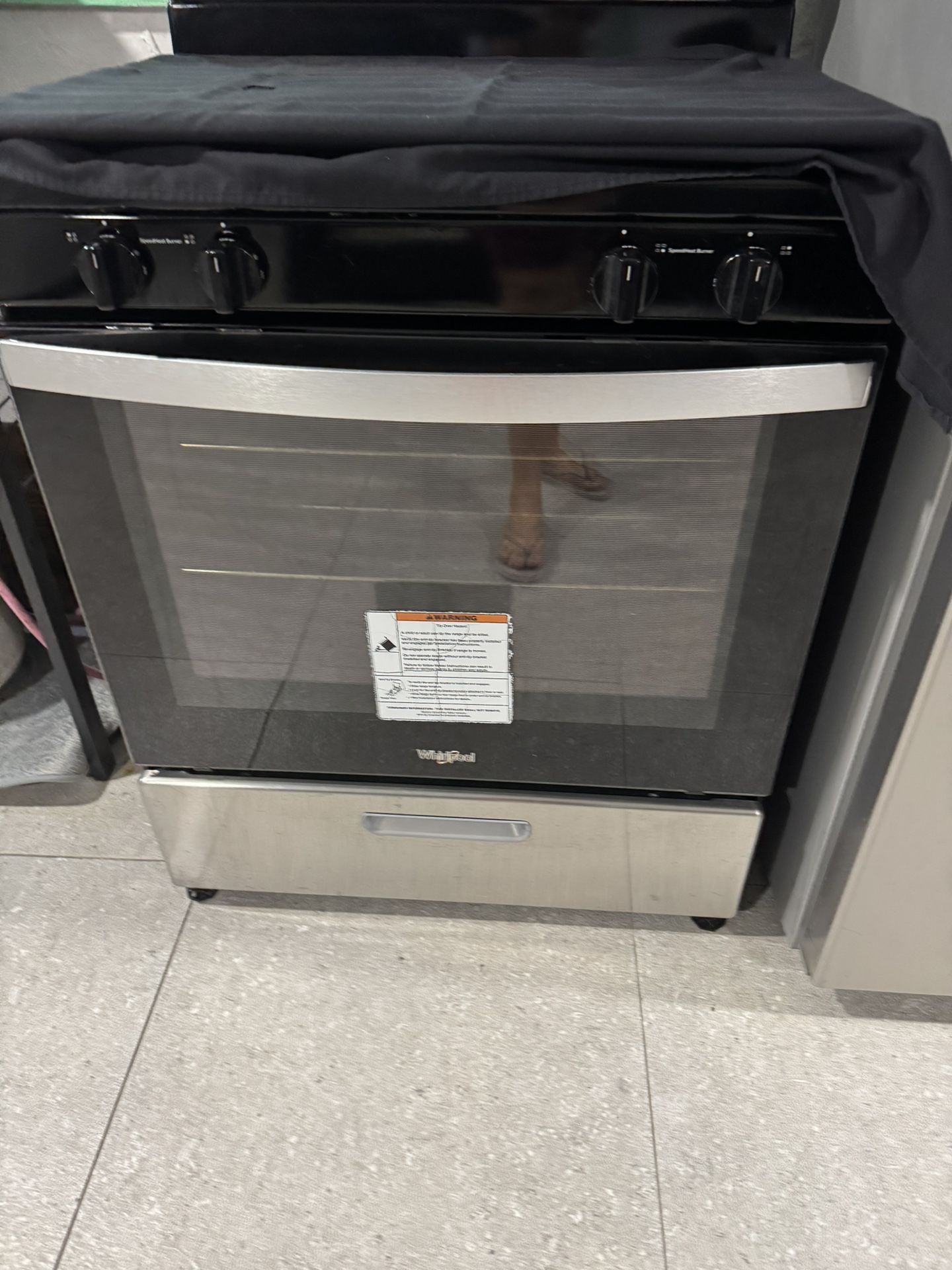 Estufa de 4 hornillas Y de Horno