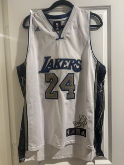 Kobe Bryant  Lakers Jersey & Dirk Jersey 