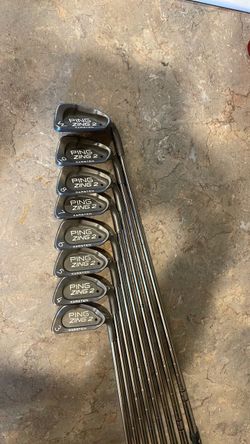 Set of Ping Zing 2 golf clubs