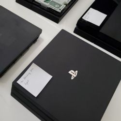 PS4 PRO PS4 SLIM PS4 500GB PS5