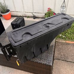 GMC Sierra Chevy Silverado Swing Storage Box 