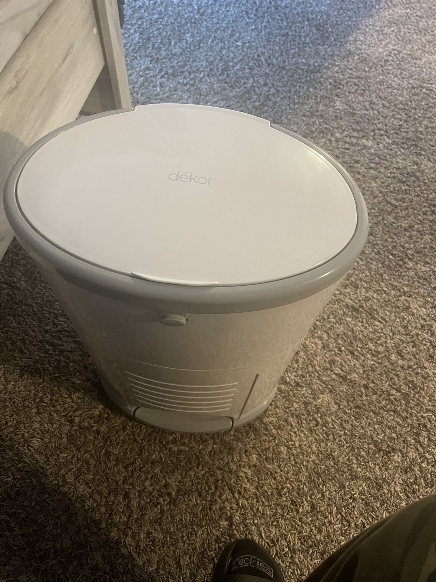 Diaper Dekor Plus Hands-Free Diaper Pail