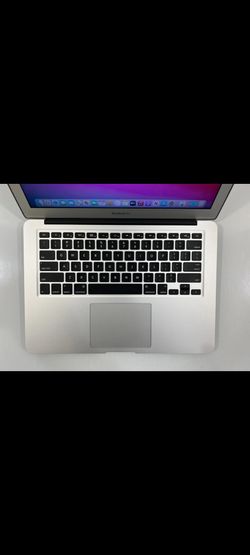 MacBook air 13 inch with charger