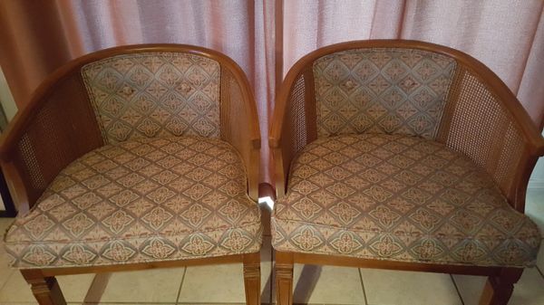 Vintage Cane Back Barrel Chairs For In Orlando Fl Offerup Vintage Cane Back Barrel Chairs For