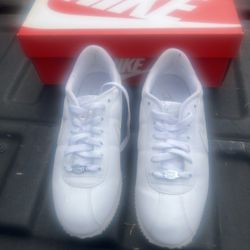 Nike Cortez Basic Leather '06 Women’s Shoes Size 8  White Grey Rare 