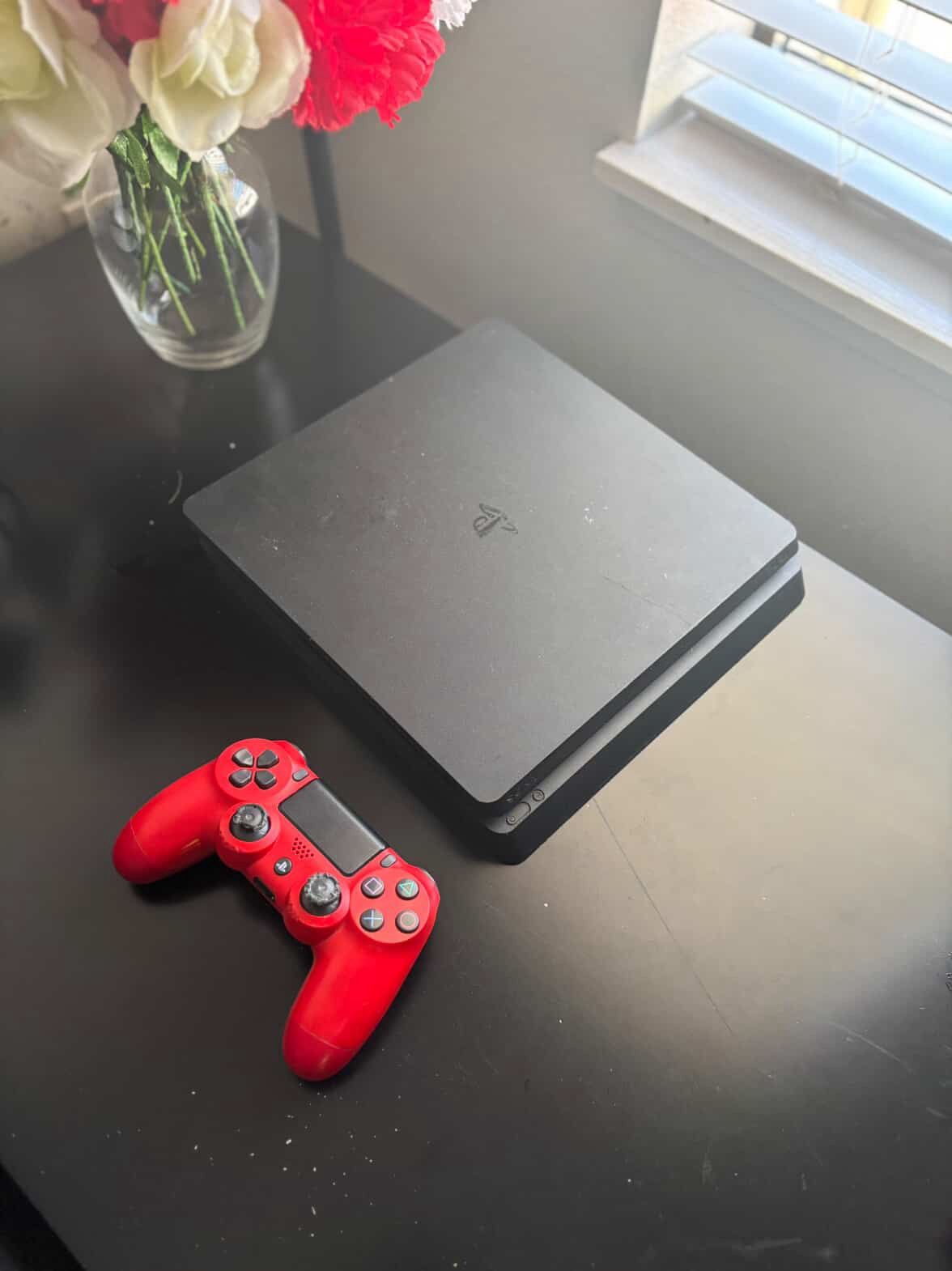 PS4 Slim