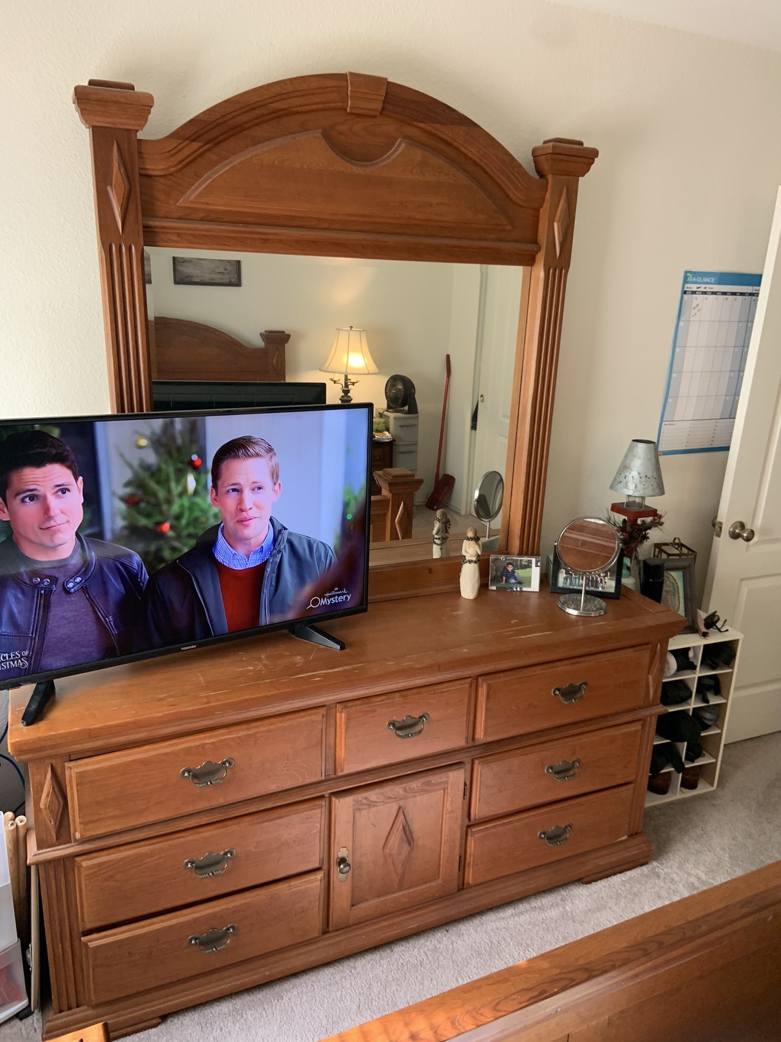 Queen bedroom set