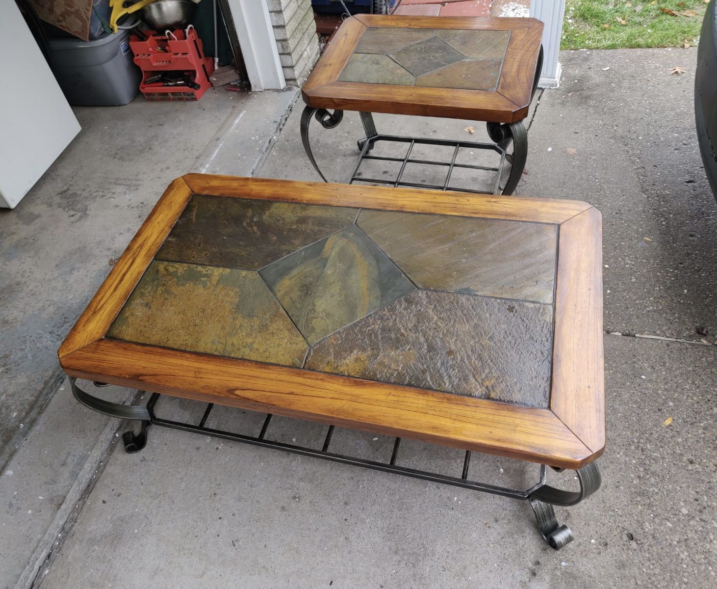 Beautiful coffee table with side table