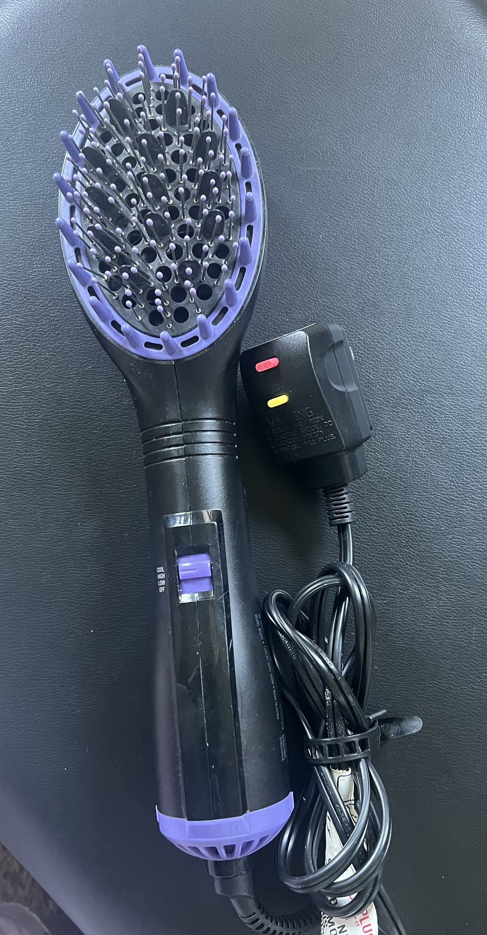 Infiniti Pro Conair hair dryer brush