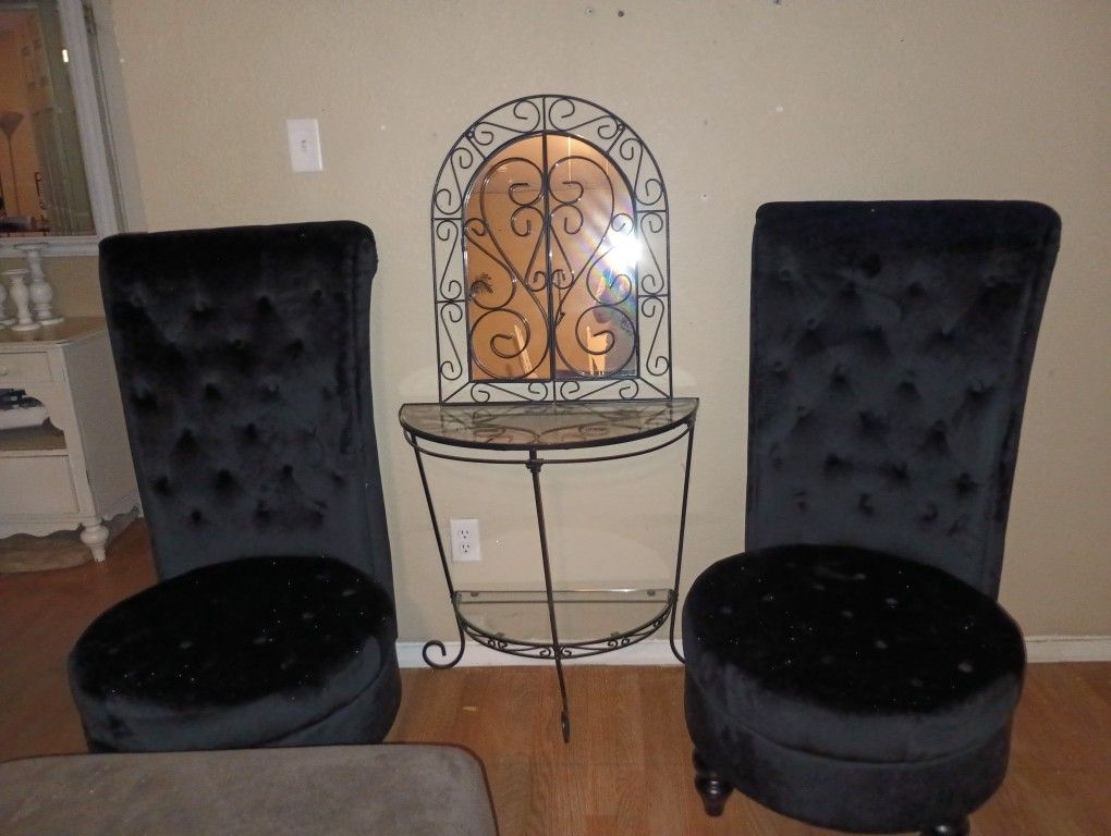 Brand New Chairs and Table