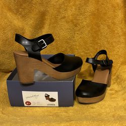 Target Universal Thread “Marcia” Sling Back Clog/Platform Sandals/Heel