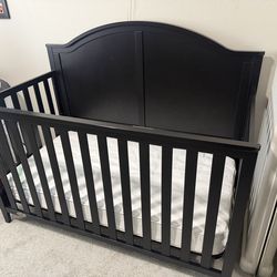 Graco crib