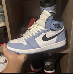 Jordan 1 University blue