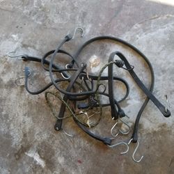 Set of bumgy cords 10 total for sale $6.00