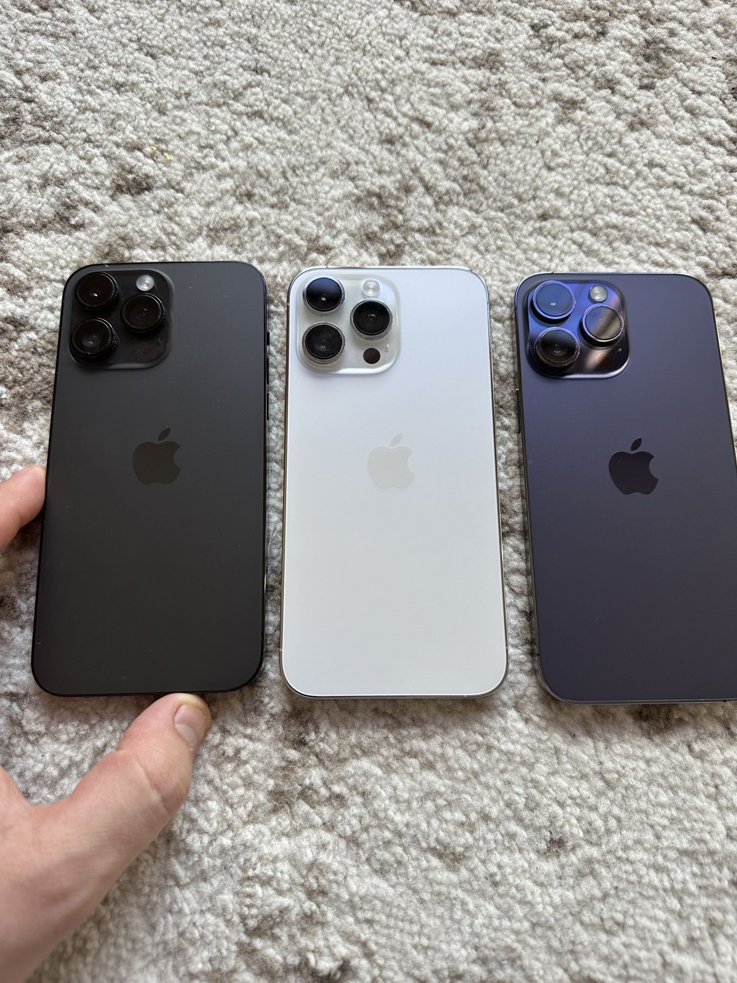 Selling iPhones 14 Pro Max 128GB Purple White Black Colors Any Carrier Unlocked in Great