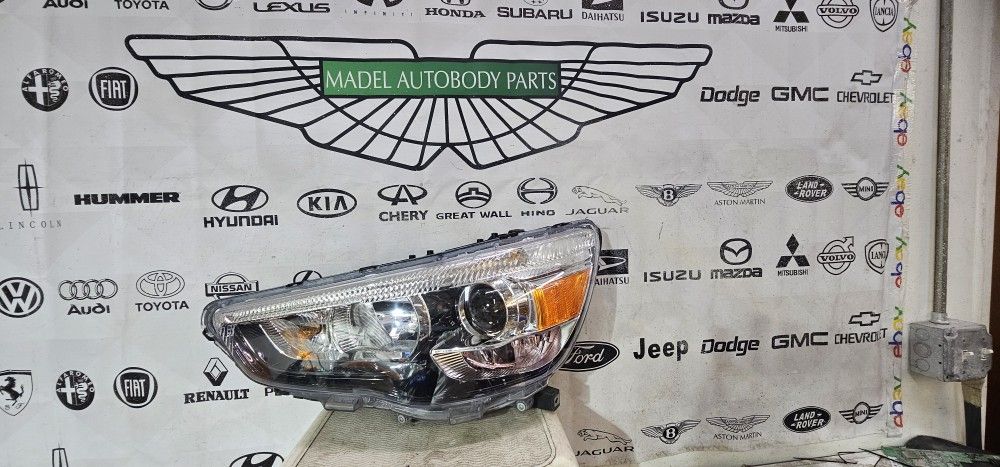 2011-2019 MITSUBISHI OUTLANDER XENON HID HEADLIGHT OEM- LEFT DRIVER SIDE